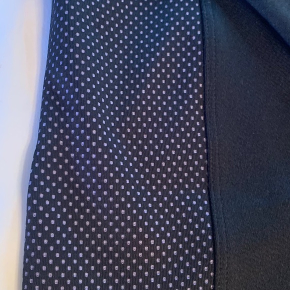 Men's NIKEGOLF Tour Performance Dri-Fit Half-Zip - Picture 5 of 5